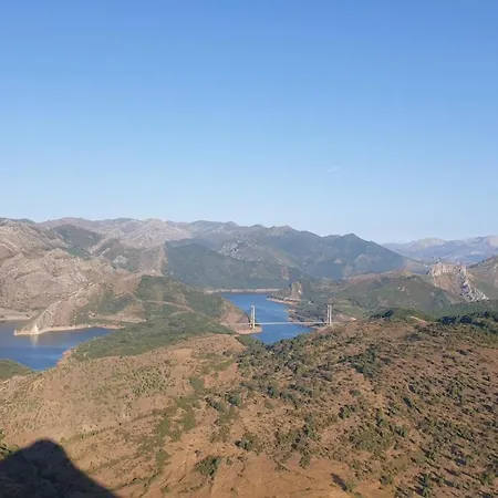 Carmen Luna * Mallo de Luna