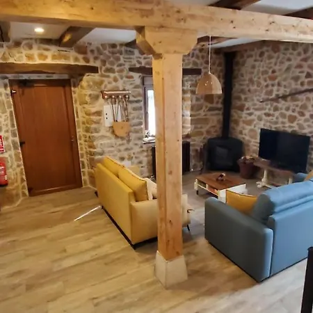 Carmen Luna Casa de Férias Mallo de Luna